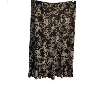 SJS Black Floral Print Midi Skirt Women's Size Medium Flowy A Line